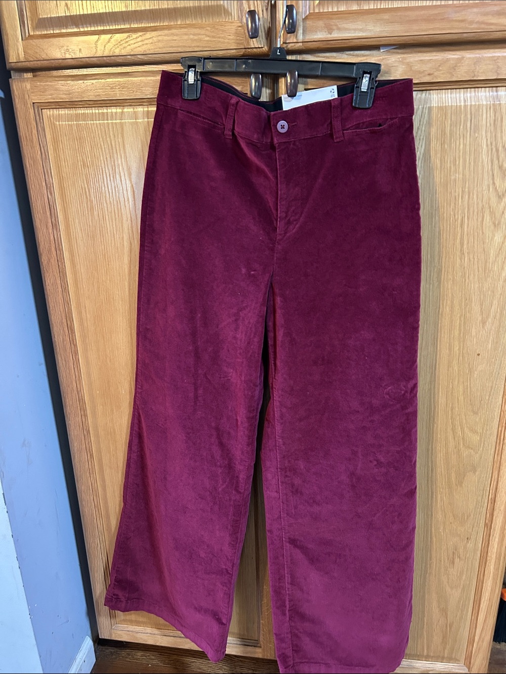 NWT Liz Claiborne Wide-Leg Velour Pants in Burgundy Red